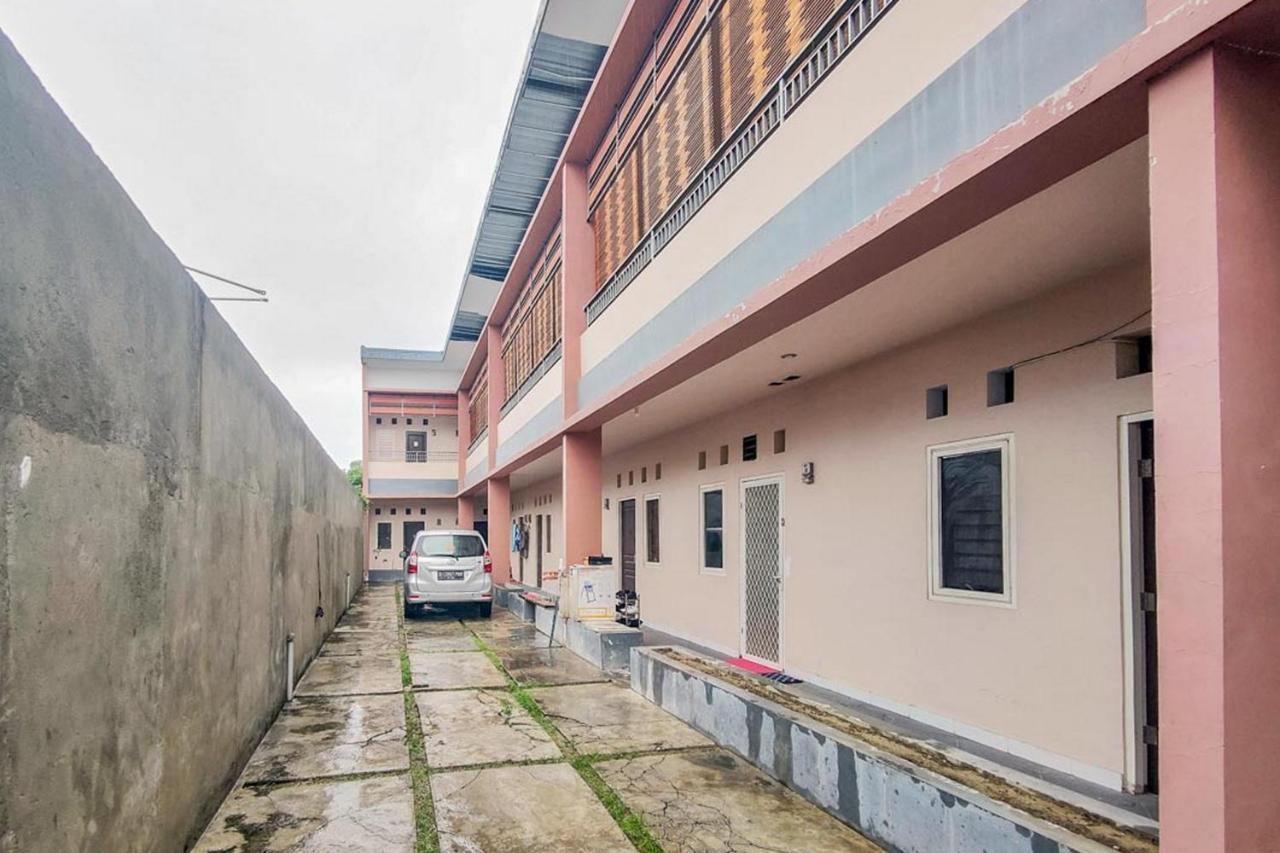 Chandra Graha Guesthouse Palu Exterior foto